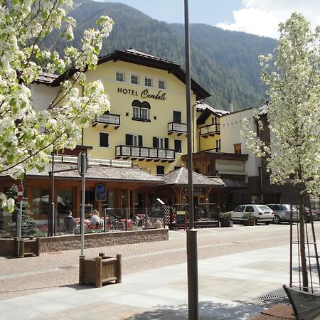 Hotel Cevedale Living Romance Hotel Cogolo Exterior photo
